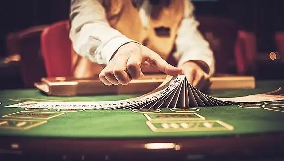 Studio live dealer sumoqq dengan setup kamera multi-angle dan dealer profesional Studio live dealer sumoqq dengan setup kamera multi-angle dan dealer profesional